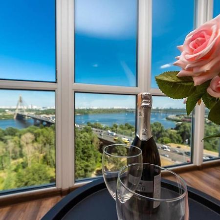 Apartments With Crazy Panoramic View Of The Dniepr Киев Экстерьер фото